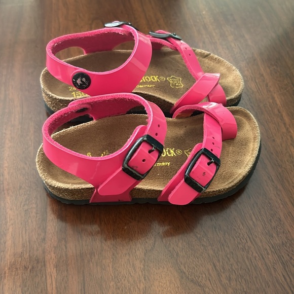 Birkenstock Patent Leather Hot Pint Ankle Strap Sandals - Picture 5 of 8